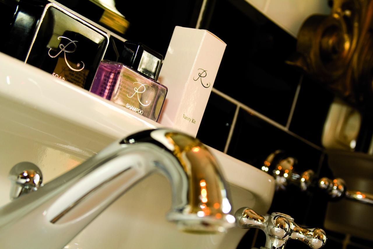 Boutique Hotel Huize Rustoord Esbeek Bagian luar foto