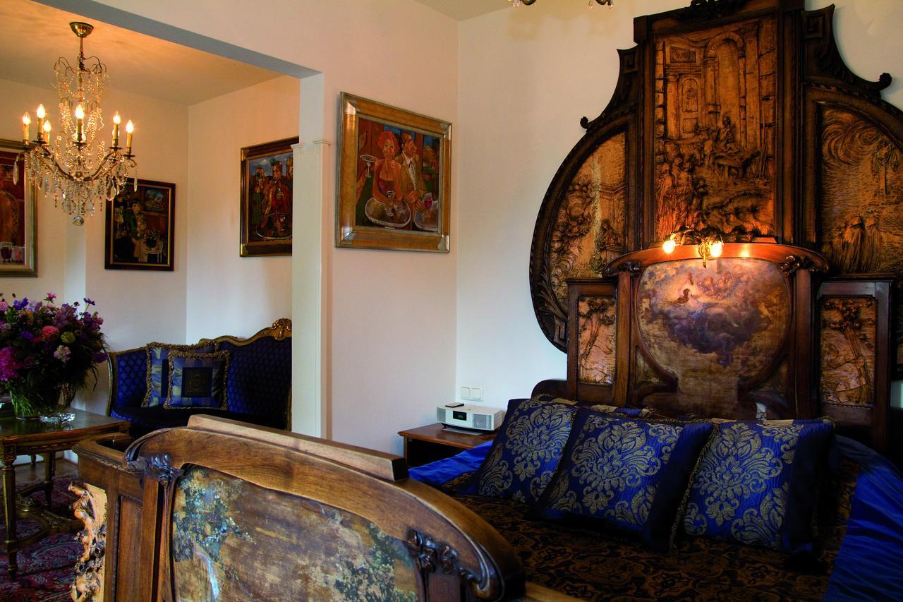 Boutique Hotel Huize Rustoord Esbeek Bagian luar foto